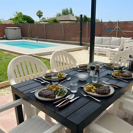Semesterbostad Casa Con Piscina Privada Jardin Y Barbacoa Lugar Tranquilo Conil De La Frontera